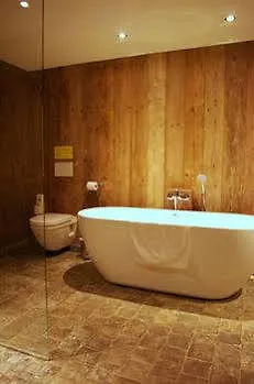 B&B Canal Deluxe Brujas 5*,